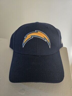 LA Chargers NFL navy blue Baseball Cap with Yellow Bolt
